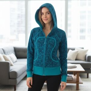 Lululemon Athletica Teal and Navy Patterned Hoodie